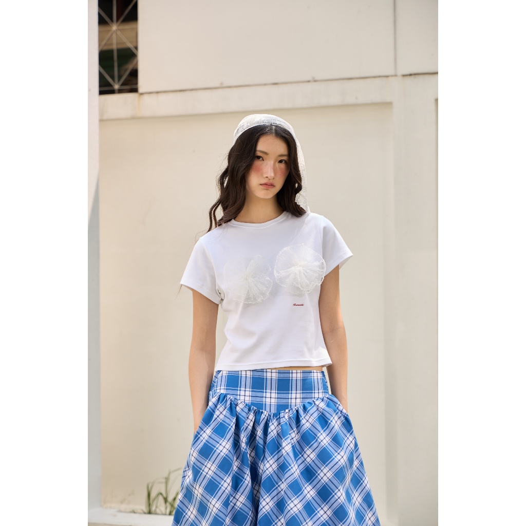 Romance Baby Tee - เสื้อยืด ลายดอกไม้