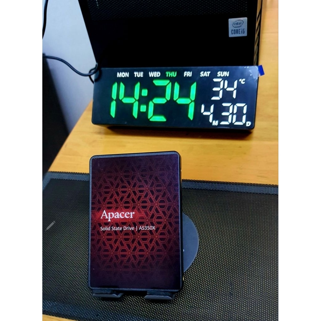 SSD250Gb.SATA2.5" Hikvion