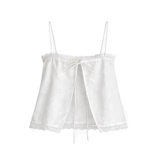 Summer lace : เสื้อสายเดี่ยว แต่งขอบลูกไม้ โชว์หลัง มีเชือกรูดปรับได้ เนื้อผ้าปักฉลุ KN.Clothes