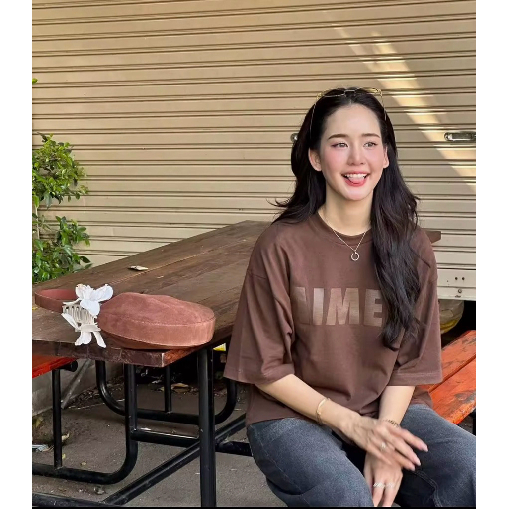 AIMER - AIMER Logo T-Shirt Tone on Tone เสื้อยืดโอเวอร์ไซส์ สกรีนลาย