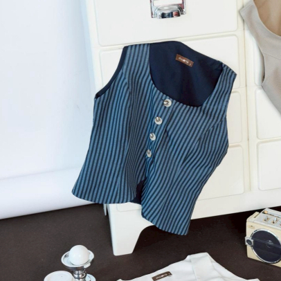 SHUUXME Taylor vest top (เสื้ออย่างเดียว)