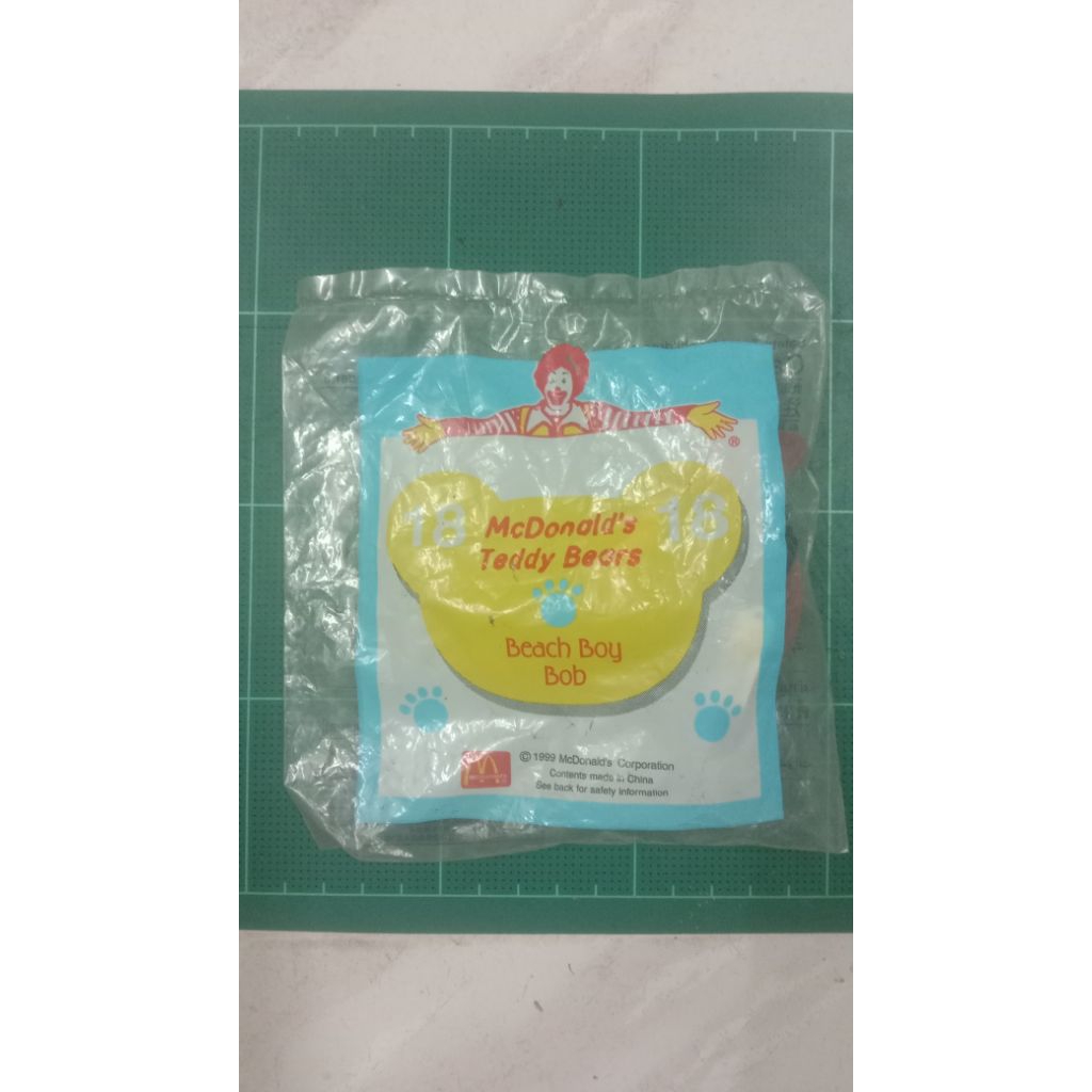 ตุ๊กตาหมี McDonald's Happy Meal จากซีรีส์ปี 1999 รุ่น "Beach Boy Bob" (18)