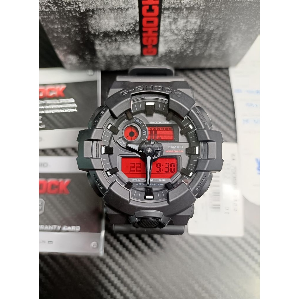 นาฬิกา g-shock รุ่น ga700bbr-1adr