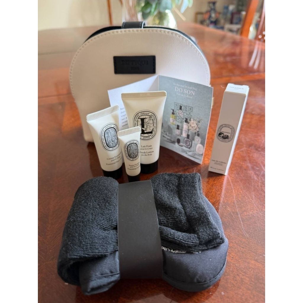 ✈️Diptyque amenity Qatar business class bagเป็นชุดAmenity Kit ส่าหรับผู้ โดยสาร Business Class