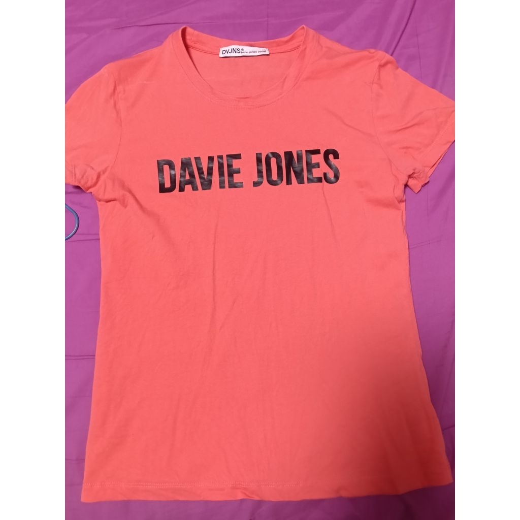 เสื้อยืดคอกลมแบรนด์ davie jones