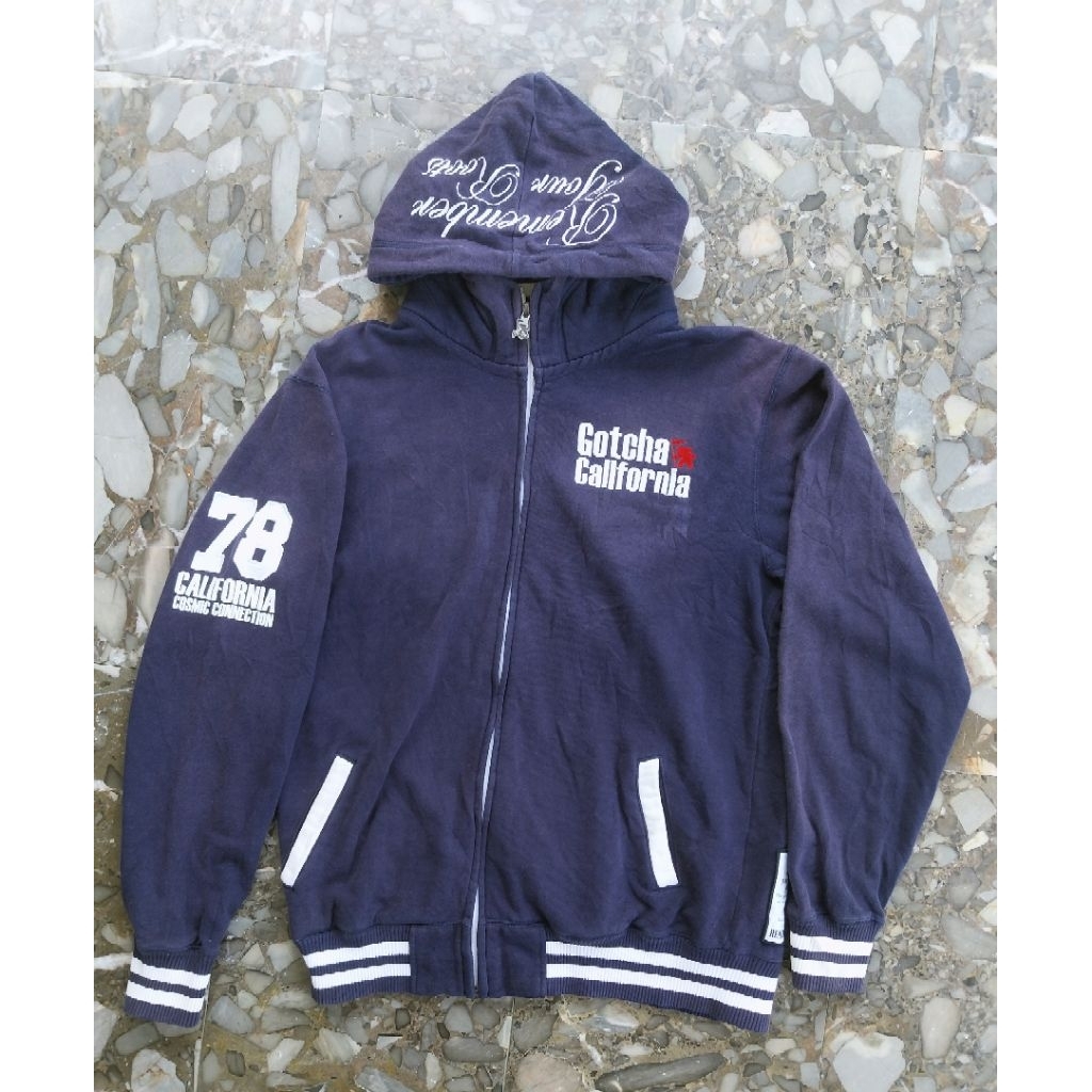 Gotcha California Hoodie มือสอง