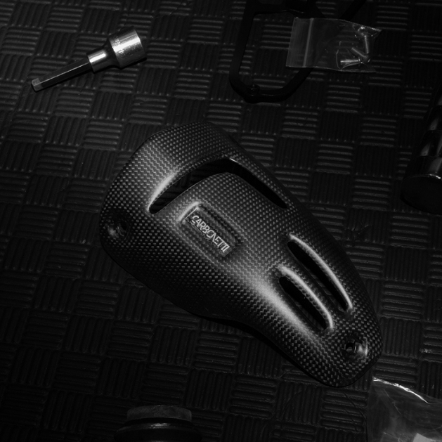 การ์ดคอท่อคาร์บอน PR2 CARBON HEAT GUARD