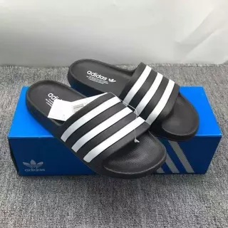 น้ำหนักเบาและสะดวกสบาย Adida_s ลายเหงื่อรองเท้าแตะ