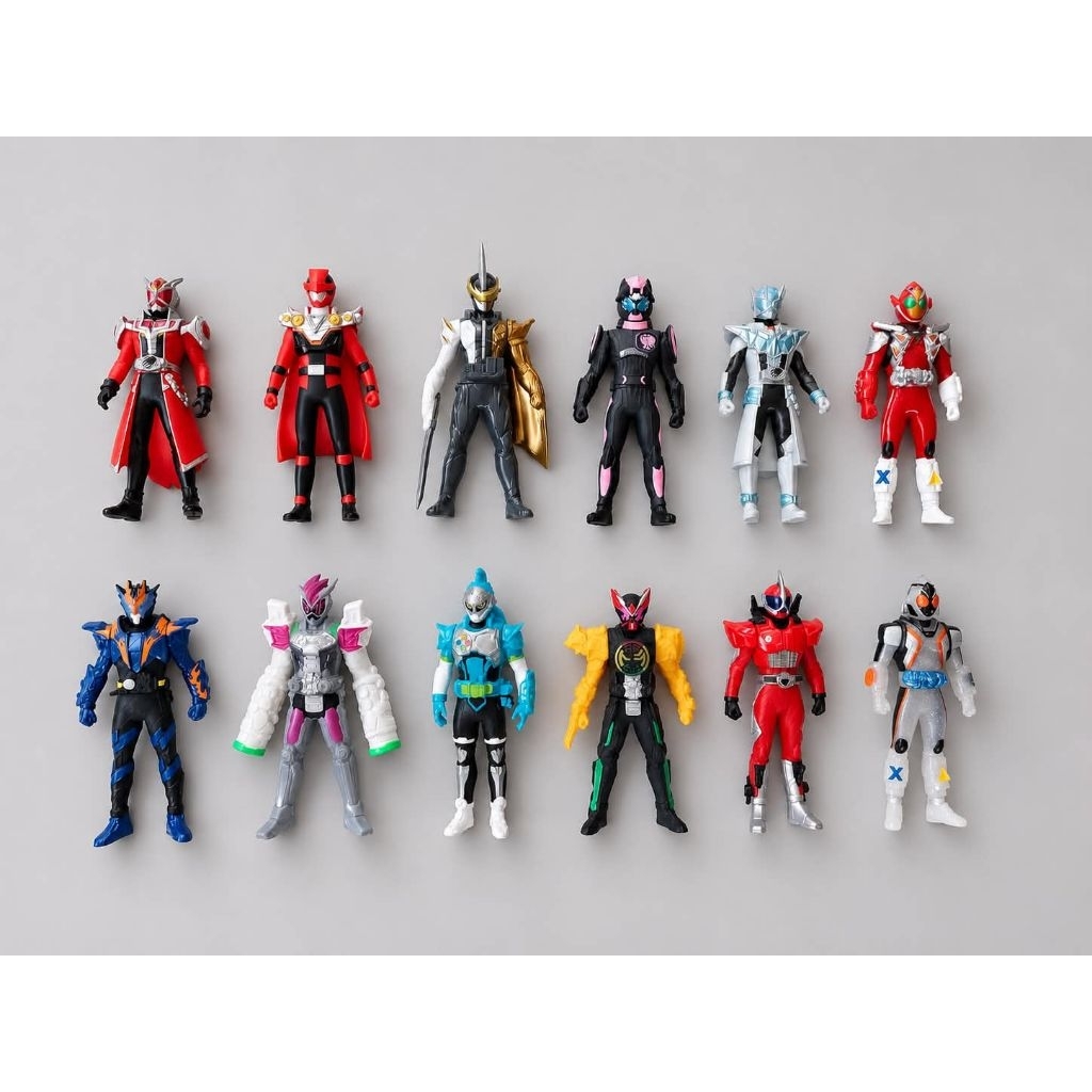 โมเดล  masked rider Kamen Rider รวมๆ4 #โมเดล #ฟิกเกอร์ มือ2 ขนาด 6.5-7 นิ้ว