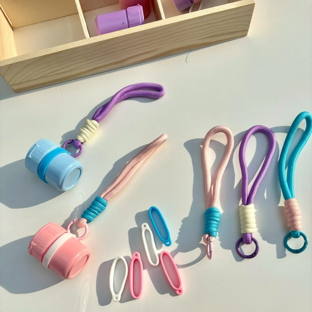 สินค้าใหม่!! พร้อมส่ง สายคล้องยาดม/ห่วงซิลิโคนรัดยาดม