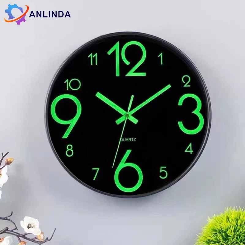นาฬิกาเรืองแสง8/12 นิ้ว นาฬิกาแขวน wall clock นาฬิกาติดผนัง ทรงกลม เลขสว่างตอนกลางคืน เสียงเงียบ ระบบ 20cm