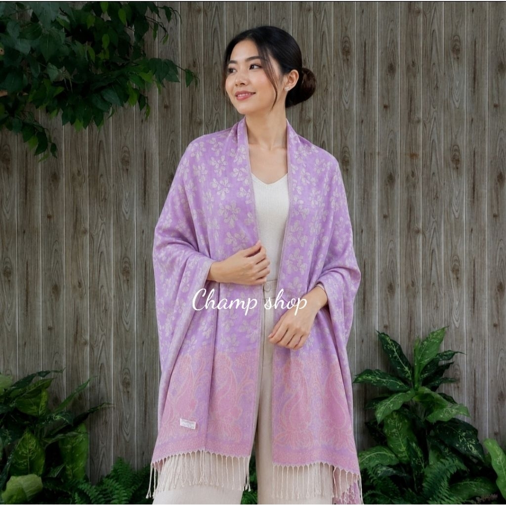 🧣ผ้าคลุมไหล่ ผ้าพันคอ🧣 ผ้าพาสมีน่าลายดอกไม้ บางเบา เนื้อนุ่ม เหมาะชื้อเป็นของฝากช่วงปีใหม่ (พร้อมส่ง)