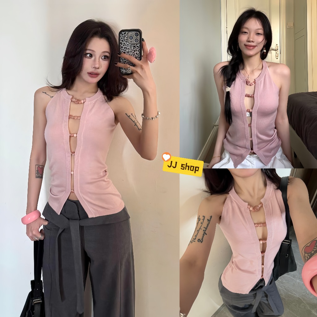 JJ Shop​💜เสื้อกล้ามถักผู้หญิงแฟชั่นสายคล้องคอเจาะรูมุก กระดุมแถว ตัวเสื้อเข้ารูปช่วยให้ดูผอม สีพื้น 