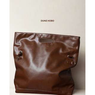 JohnnyBrown – DUNE HOBO กระเป๋าสตรีทสะพายไหล่