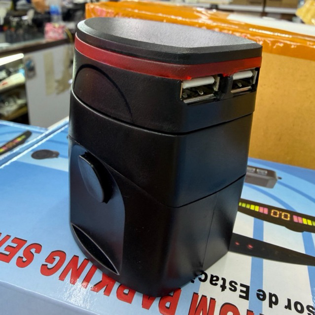 universal plug 2 USB
