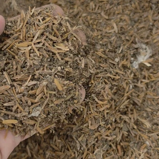 ขี้ไก่แกลบ 100% 10kg สำหรับการเพิ่มธาตุอาหารในดิน ช่วยเพิ่มผลผลิตพืช