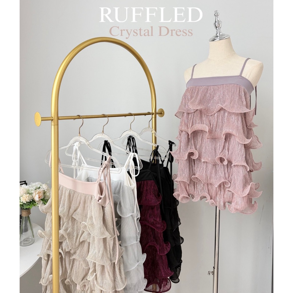 Ruffled Crystal Dress เดรสสั้นออกงาน ชุดเดรสระบาย เดรสผ้าวิ้งค์กลิตเตอร์ ชุดเดรส