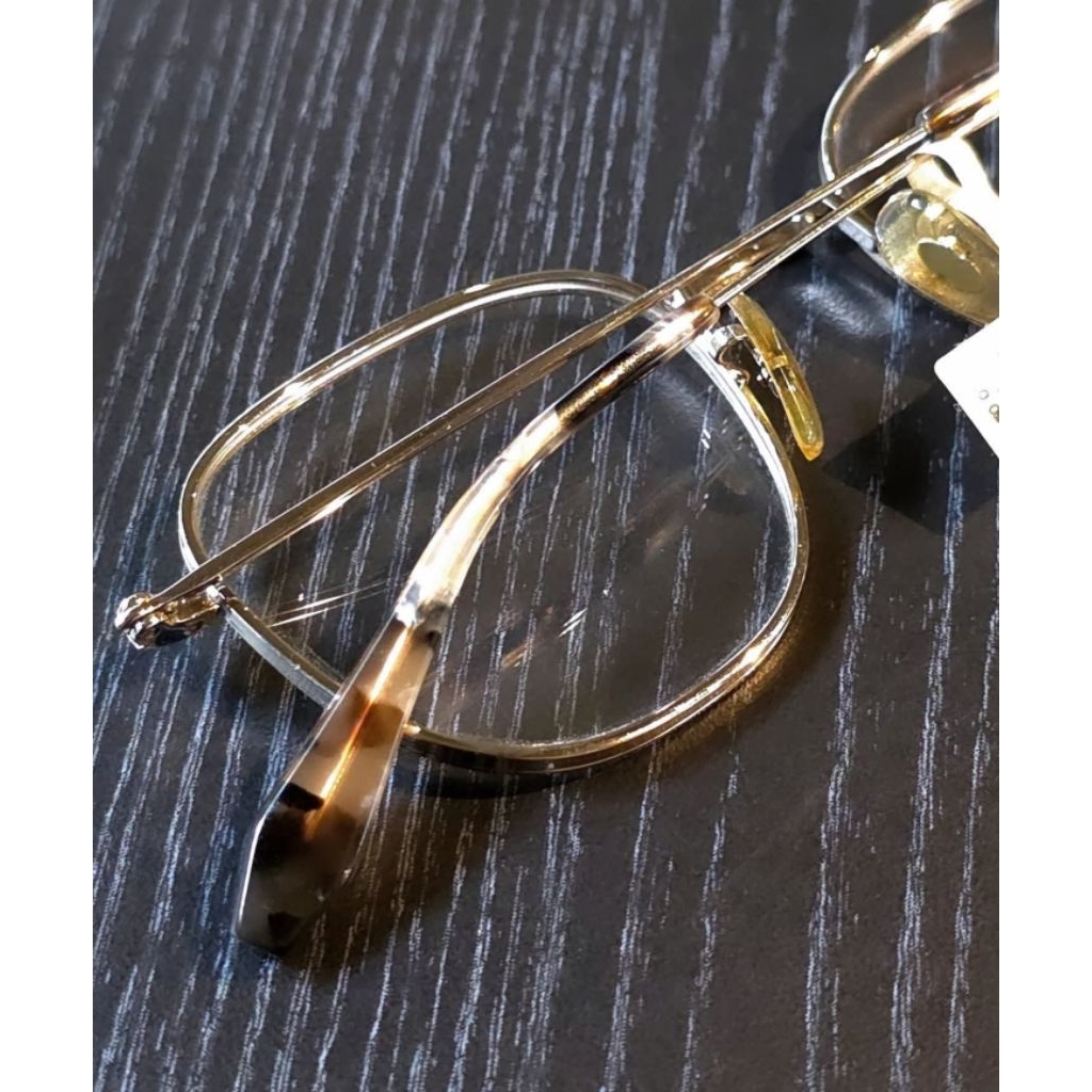 แว่นตา V EYEWEAR 1990