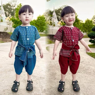 ชุดไทยประยุกต์เด็กผู้ชาย สไตล์เสื้อม่อฮ่อม ลายลิซ่า แถมผ้าผูกเอว