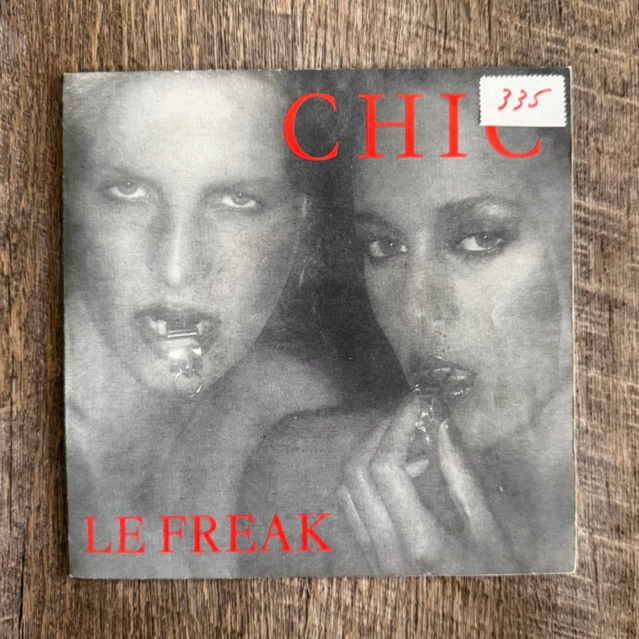 แผ่นเสียง Chic - Le Freak vinyl lp 7”(VG+)