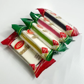ขนมโก๋นันทิพร (5 ชิ้น) / ขนมไพ่ ขนมโบราณ