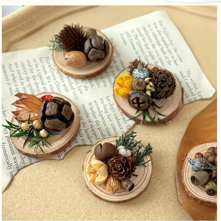 แผ่นไม้กลม ลูกสนเล็ก ฐานไม้ ของตกแต่ง DIY พร้อมส่ง