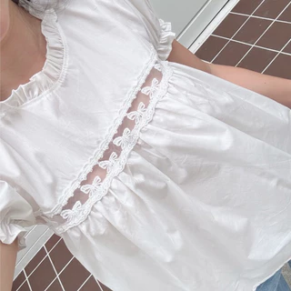 Freya top : เสื้อแขนตุ๊กตา คอระบาย ตัวยาว ลูกไม้คาดอกซีทรู เนื้อผ้าคอตตอน KN.Clothes