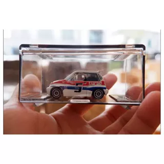 กล่องใส่โมเดลรถ 1:64 กล่องอะคริลิกใสโชว์รถเหล็ก Hot Wheels / Tomica มีฝาเปิด-ปิดด้านหน้า ต่อซ้อนได้มีตัวล็อคแน่นหนา