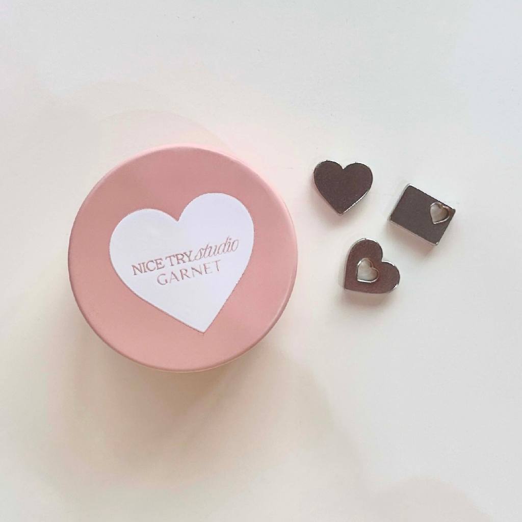 nice try studio x garnet — Peace & Love Matcha Sifting Weight Set ลูกร่อนมัทฉะลายหัวใจ เซต 3 ชิ้น พร้อมกล่องเก็บหัวใจ