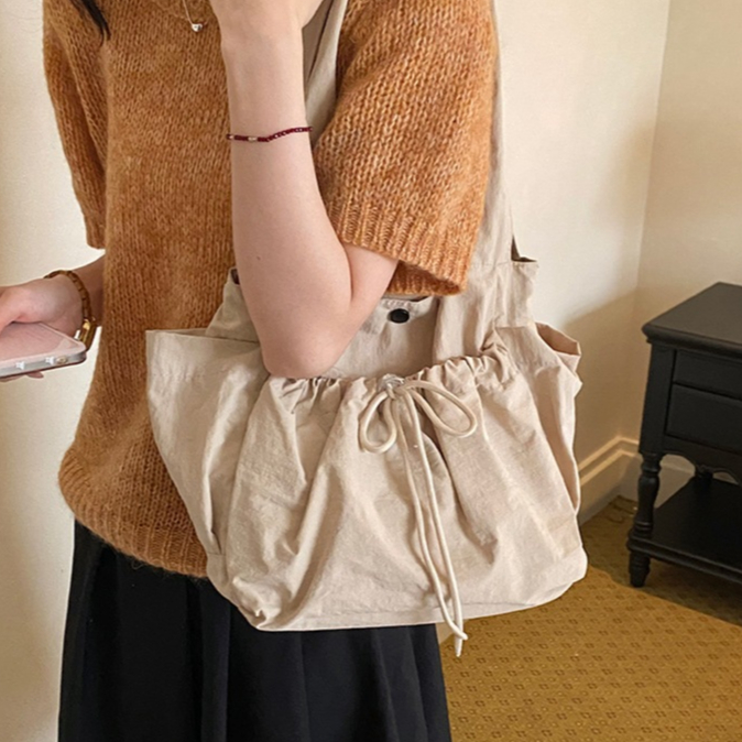 กระเป๋าผ้าสะพายไหล่ รุ่น tote 14 มี 4 สี น้ำตาล ดำ ครีม ม่วง ใส่ไอเเพดได้ทุกรุ่น