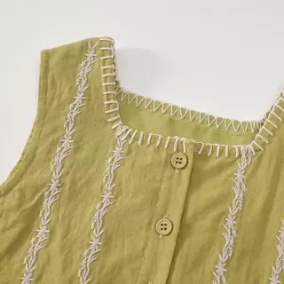 Hania Kids พร้อมส่ง ชุดเซ็ตเสื้อ+กางเกง ปักลายดอกไม้ ชุดเซ็ตสำหรับเด็กผู้หญิง ผ้าฝ้าย K5125636