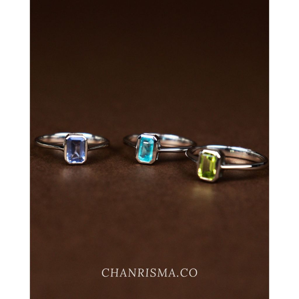 ✅ Chanrisma.Co เเหวนรุ่น  Solitaire Emerald  Ring เเหวนเงินเเท้ 925 Sterling Silver  |  Classic Meets Modern Comfort
