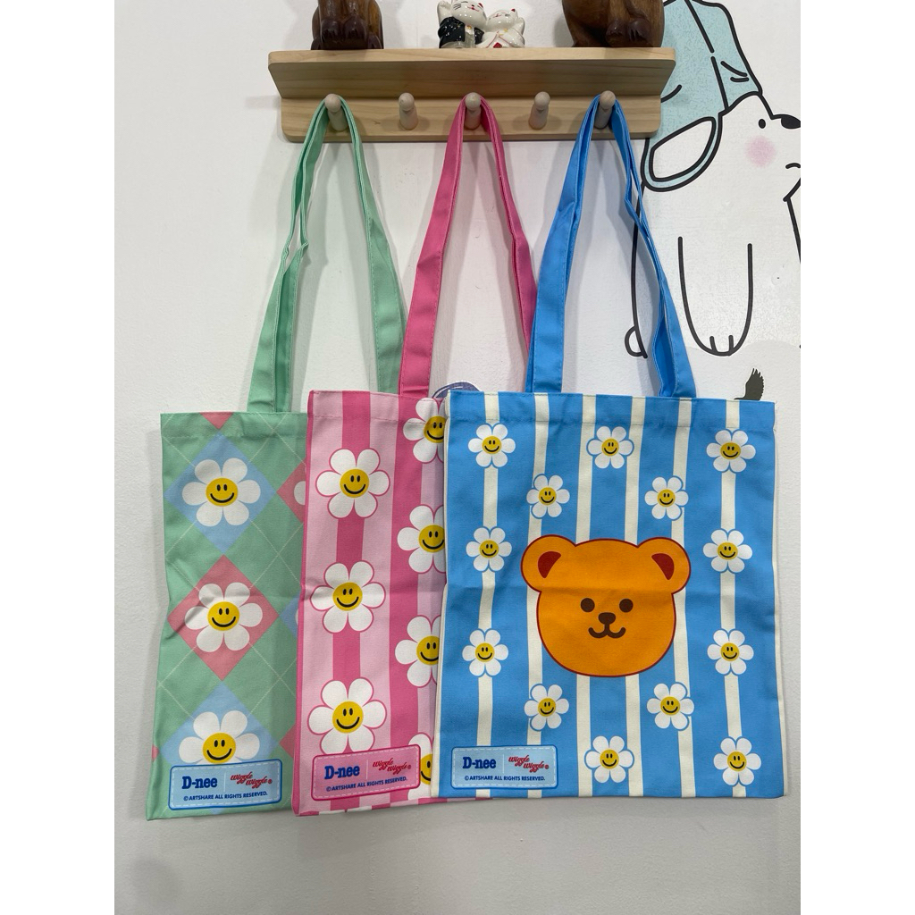 กระเป๋าผ้า canvas ลายดอกไม้น่ารัก ข34.5x39ของพรีเมี่ยม D-nee📍ของใหม่ พร้อมส่ง