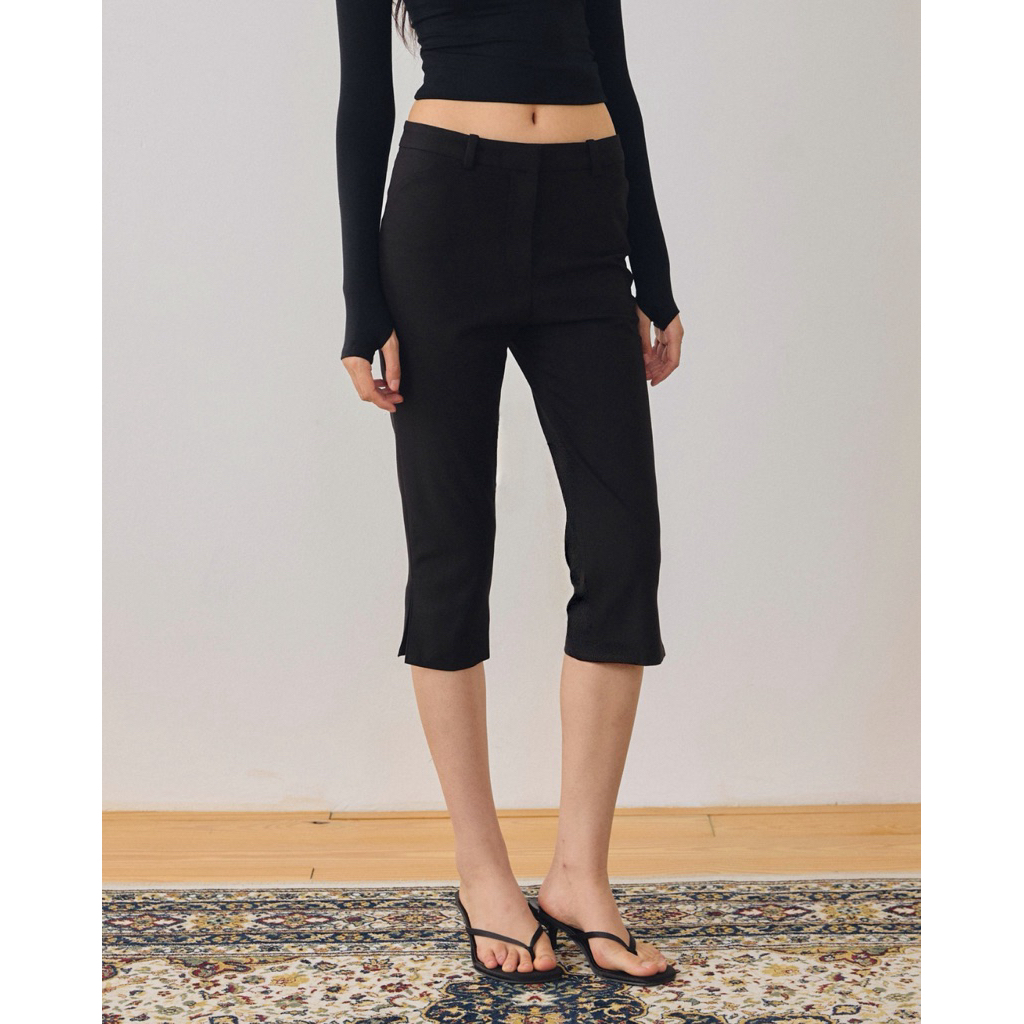 AOP Archive - Capri Pants (มี2สี) กางเกงคาปรี