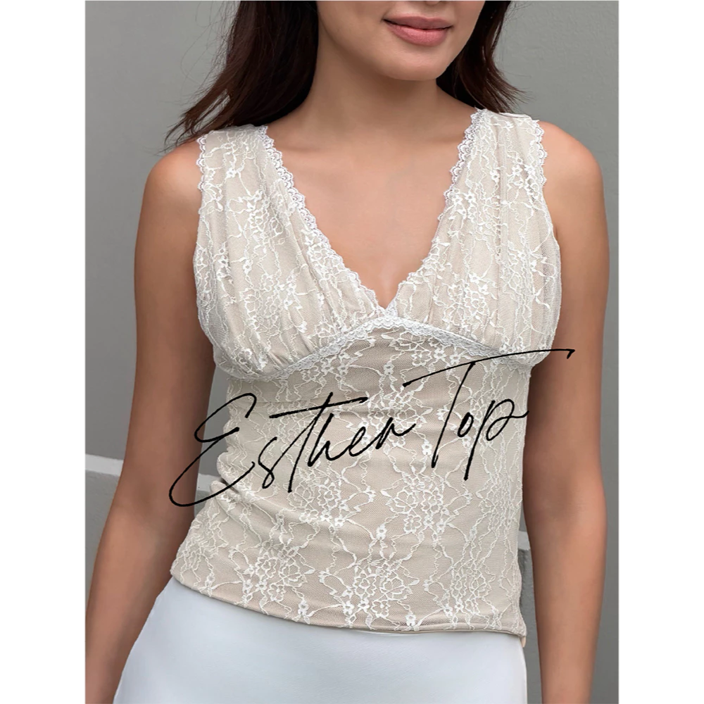 SEASON STUDIO - ESTHER TOP / เสื้อแขนกุดสีเนื้อ ดีเทลลูกไม้