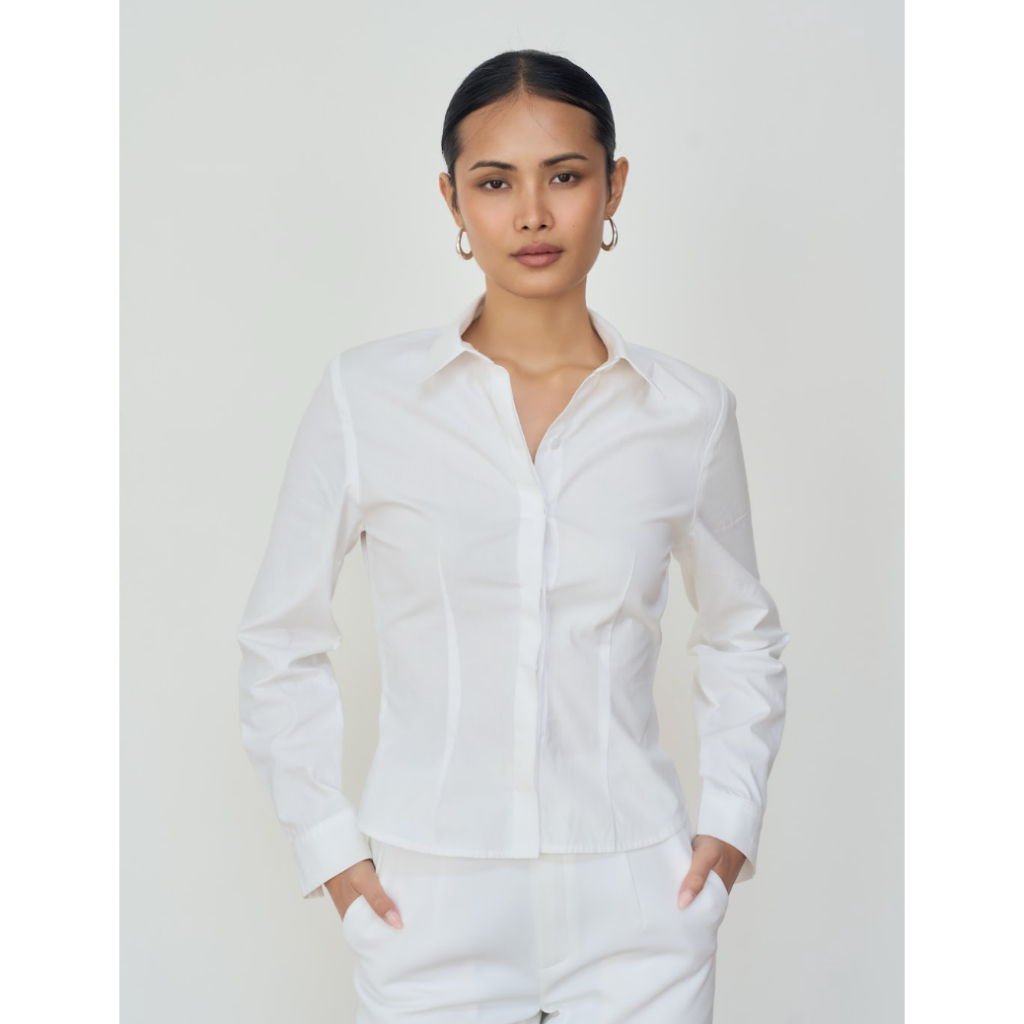 ORCHIDA - The Classic Cotton Fitted Shirt (เสื้ออย่างเดียว) (จัดส่งภายใน 2–3 วัน)