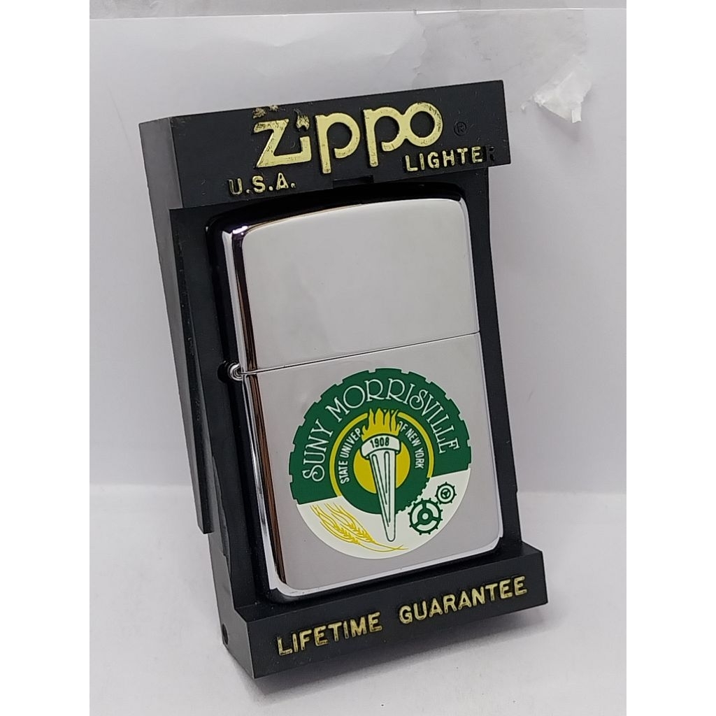 Zippo ตราสัญลักษณ์ (Emblem) ของมหาวิทยาลัย SUNY Morrisville ผลิตปี 1996 #สินค้าใหม่เก่าเก็บ Zippo แท