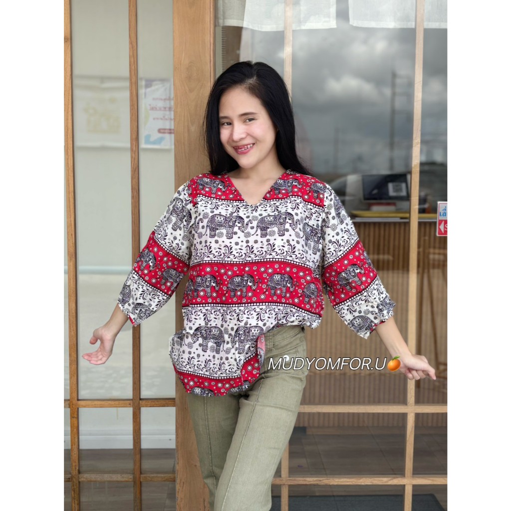 MUDYOMFOR.U เสื้อคอวี แขนสามส่วนลายช้างงานไทย ไม่มีช้างกลับหัว ผ้าแมมเบิท SIZE M/L/XL 🌈