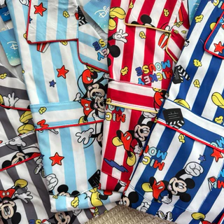 ชุดนอน ผ้าไหมอิตาลี่ Mickey Mouse รอบอก44“ ขาสั้นมีกระเป๋า2ข้าง ลิขสิทธิ์แท้