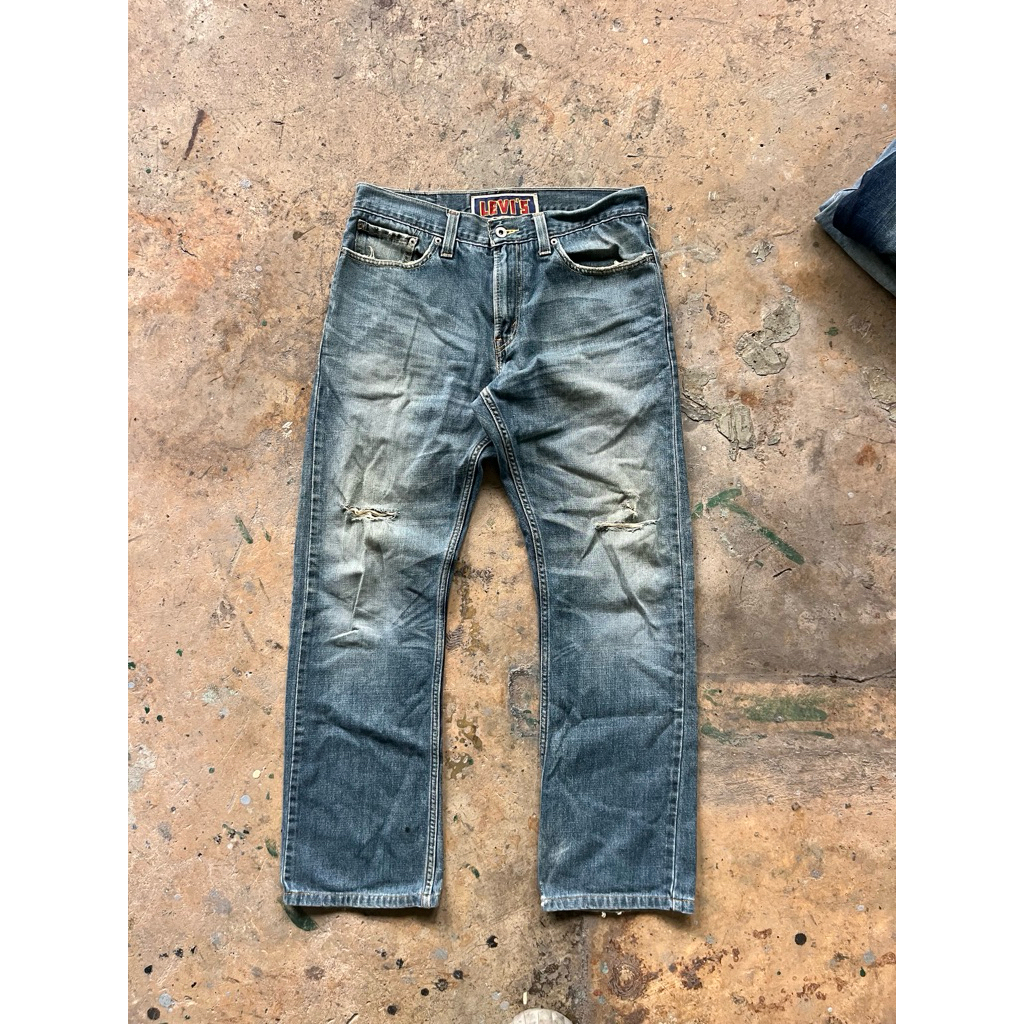 Levi’s 514 jeans (เอว35)
