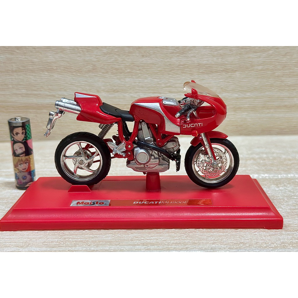 (พร้อมส่ง)โมเดลรถ Ducati MH900E 1:18