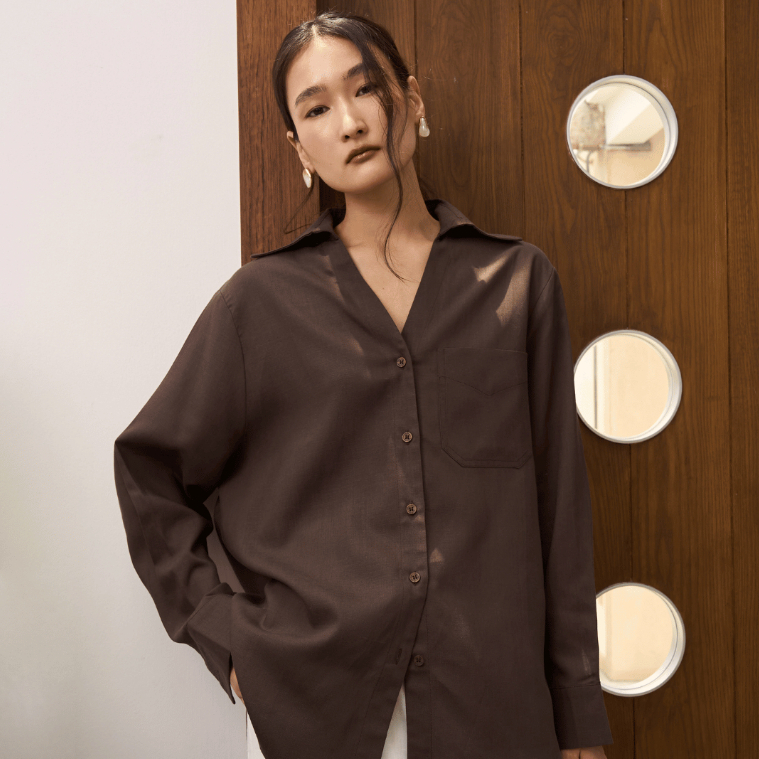 [ NEW IN ] SAC.BKK เสื้อเชิ้ตลินิน คอปกวี V Collar Linen Shirt