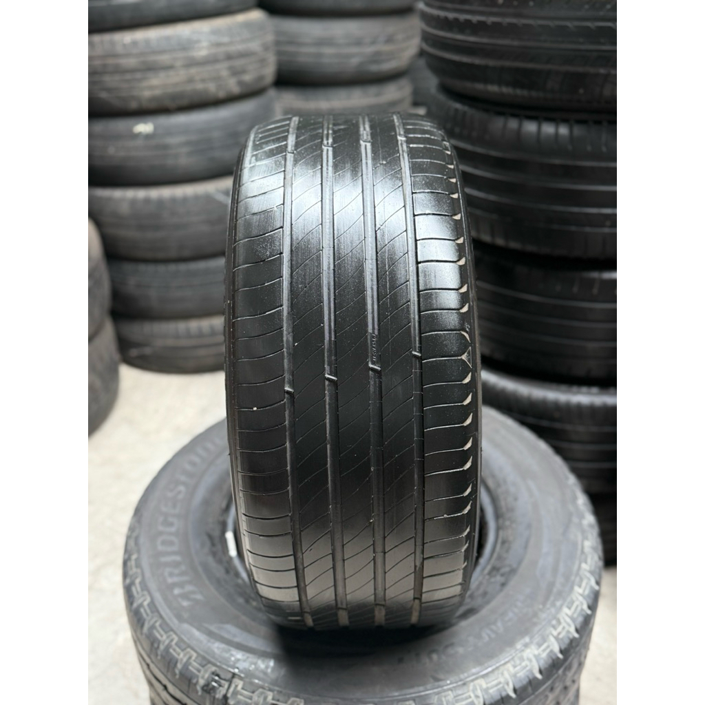 ยางรถยนต์มือสองMichelin225/50R17(ปี22)