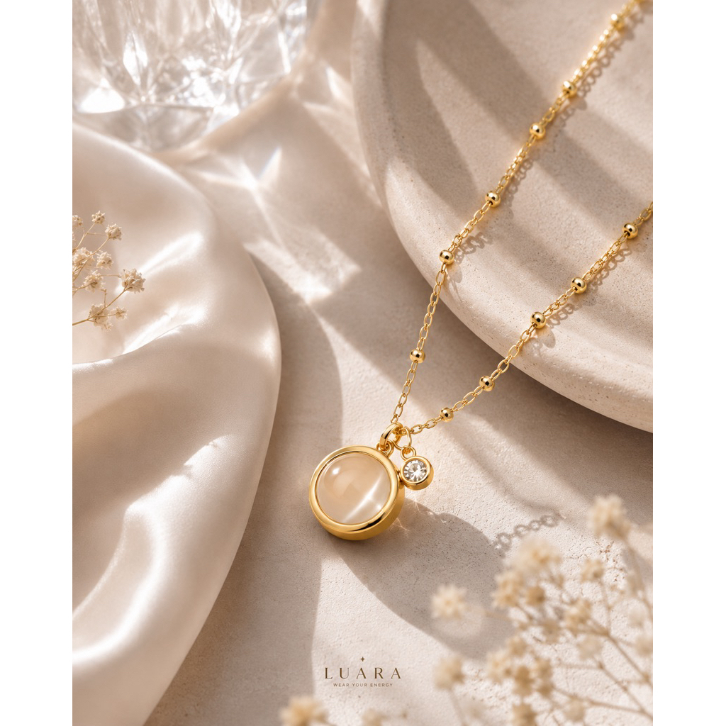 LUARA Protection Necklace สร้อยคอสัญลักษณ์ปกป้องคุ้มครอง สีทอง สแตนเลสชุบทอ