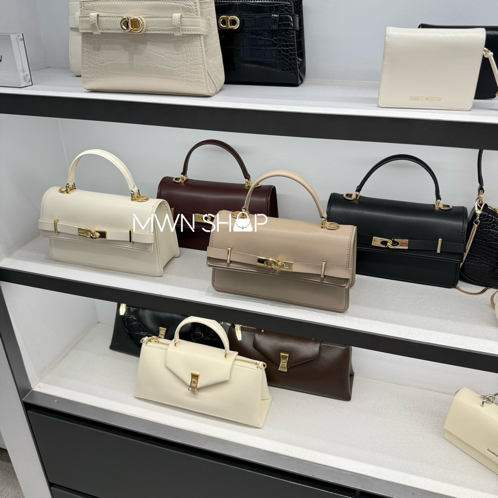 Charles&keith กระเป๋าสะพายข้าง arlet มีโค้ดลด30% พร้อมถุงผ้า ถุงกระดาษ ของแท้จากชอป