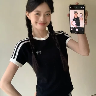 เสื้อยืดแขนสั้นลายทางต่อชิ้น สไตล์อเมริกัน ตัวสั้นทรงกระชับ ซ่อนหุ่นดูผอม สไตล์สาวเปรี้ยว ฤดูร้อนผู้หญิง