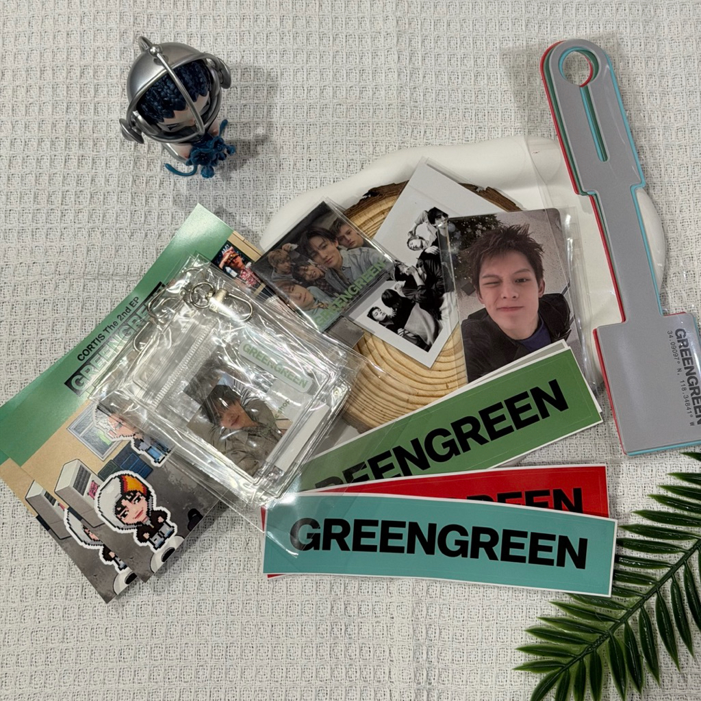 *พร้อมส่ง การ์ดPOB / keyring /sticker /name tag CORTIS The 2nd EP GREENGREEN