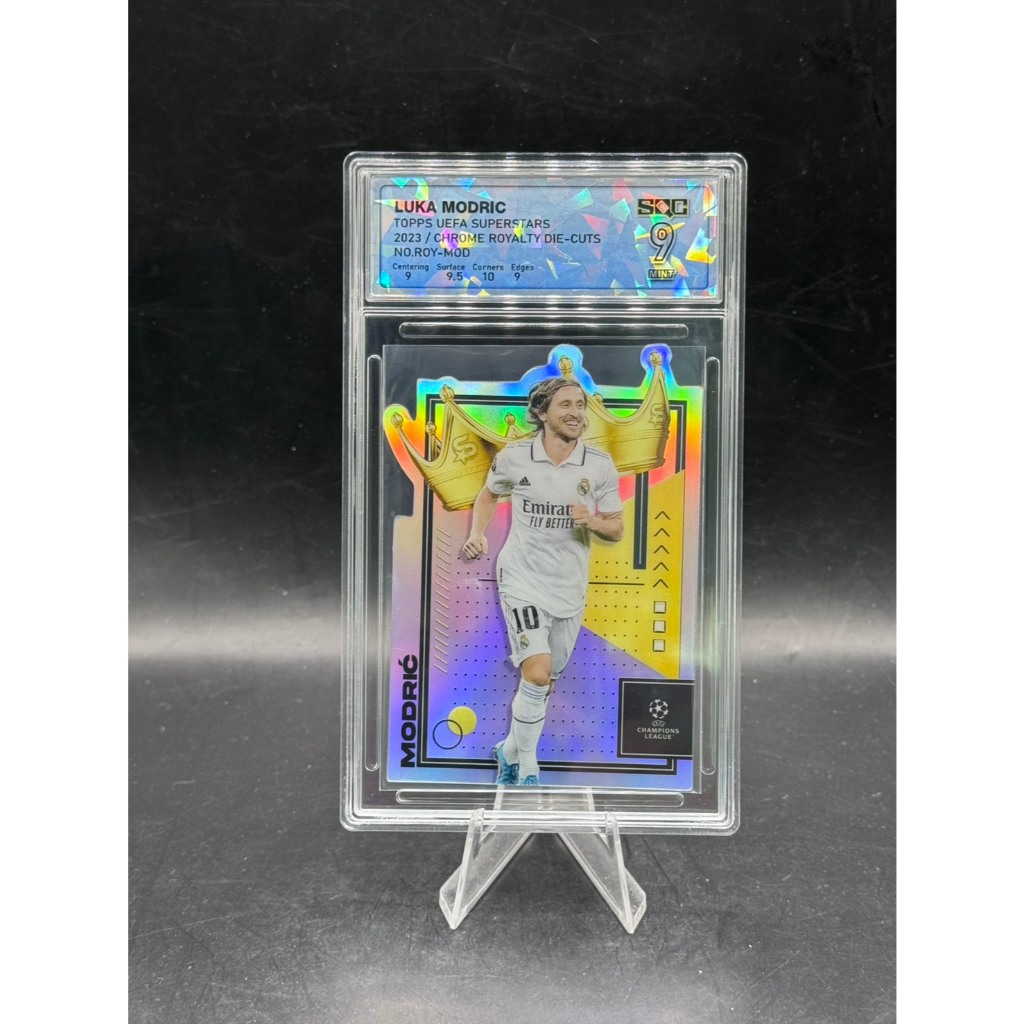 **Luka Modrić - 2023 Topps UEFA Superstars - #ROY-MOD "Chrome Royalty Die-Cut" - SQC 9 Mint**