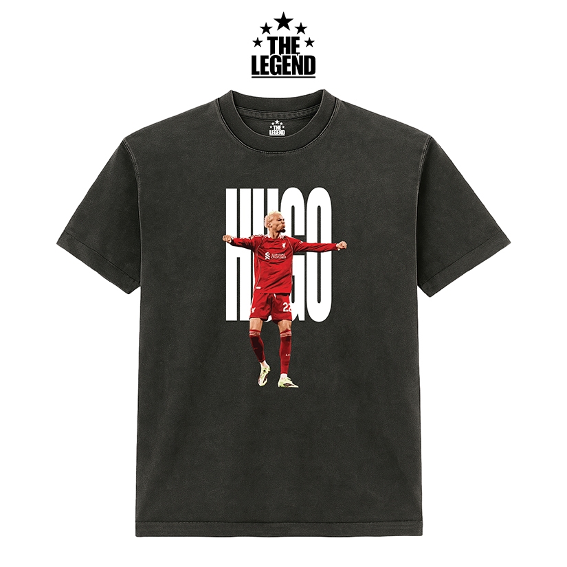 เสื้อยืดลาย Hugo Ekitike ซุปเปอร์สตาร์ตำนานนักเตะ ผ้าโคตรเทพ ใส่สบาย ไม่ร้อน ไม่ยับ ไม่ย้วย ทรงสวย