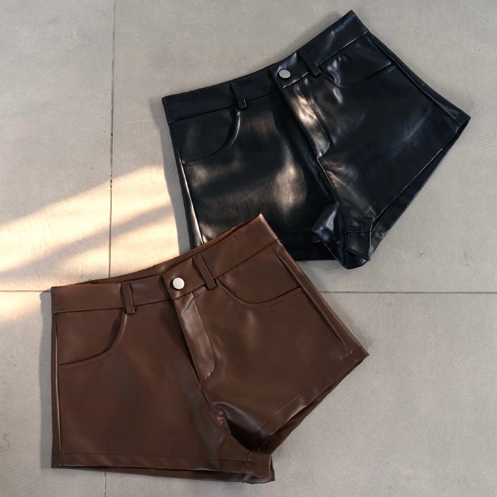 MALIMAYS - Ami Leather Shorts กางเกงหนังขาสั้น